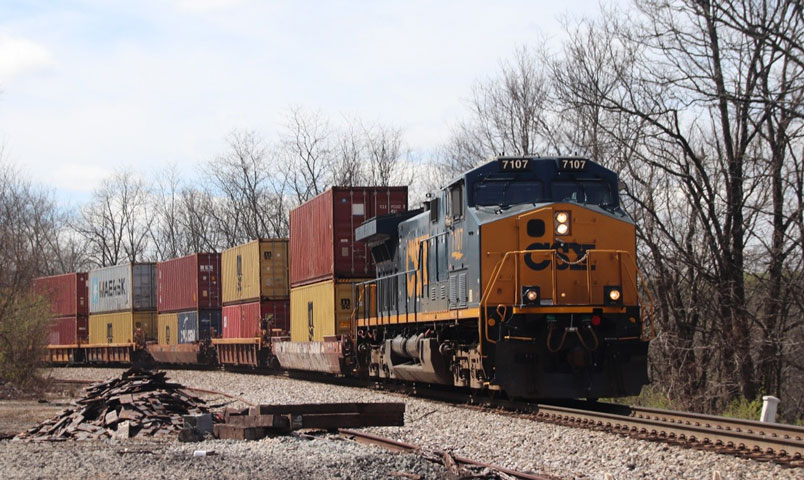 CSXT 7107 at Tanner Station, Kentucky.