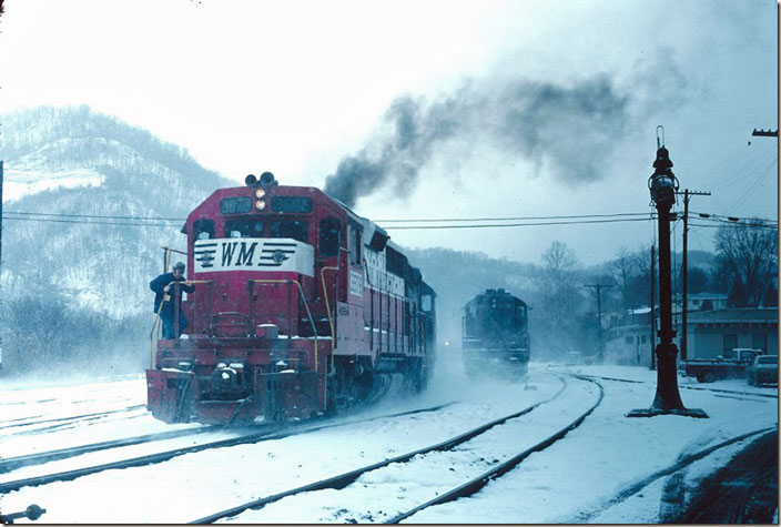 WM GP35 3576 and B&O 3515 back down on their train at Shelby on a brutally cold Dec. 29, 1976. Shelby KY. 12-29-1976.