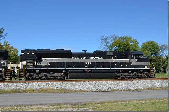 NS SD70ACe 1066. Fort Payne AL. View 3.