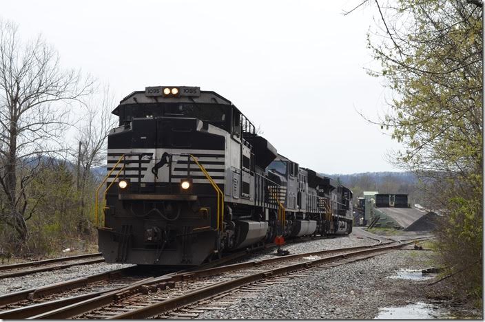 NS 1095-7209-8005 Middlesboro KY. View 4.