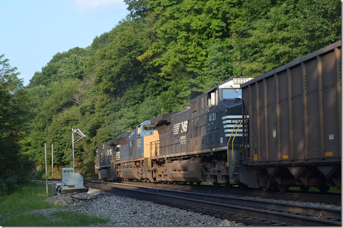 Yes that is a former CSX SD70ACe which is now in Progress Rail’s lease fleet. NS 9969-PRLX 4836-4131. View 2. Ada WV.