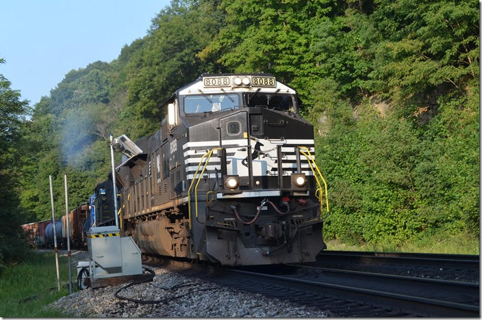 189 came grinding up the hill sooner than expected. NS 8088-7264-CEFX 6019. Ada WV.