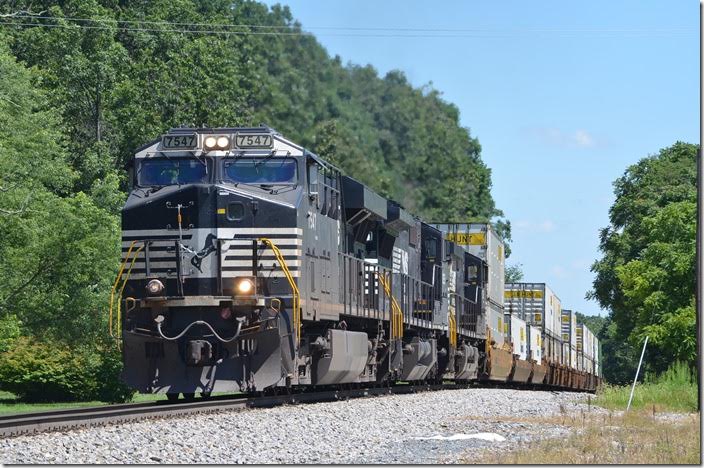 NS 7547-8351-9021 has hold of 56 vans today, all for Rossville (Memphis). Lofton. View 2.