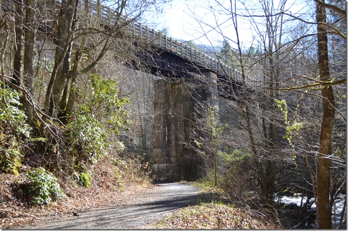 The Abingdon Branch will now follow Green Cove Creek to the right. The Konnarock Branch (foreground) was abandoned in the ‘30s. NW bridge. Creek Jct VA.
