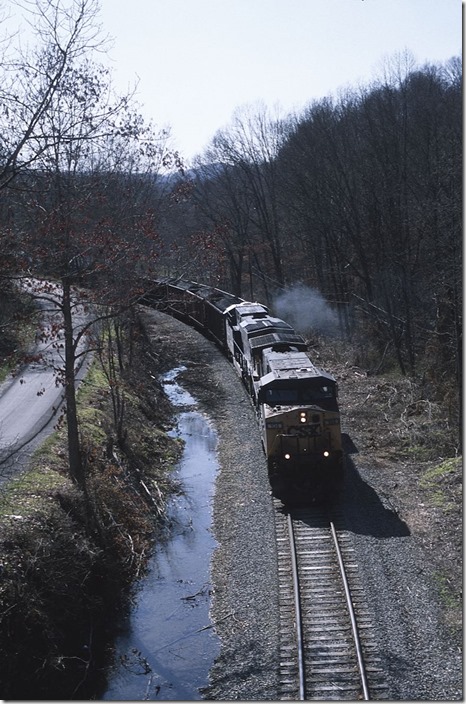 On the other end of Mount Hope, Z549-05 slowly rounds the curve under WV 16 at McDonald.