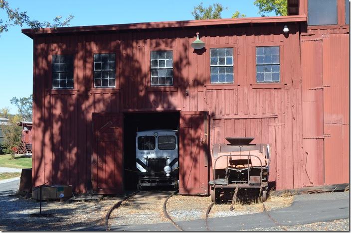 The SRy truck shed houses smaller equipment and is an appendage to the roundhouse.