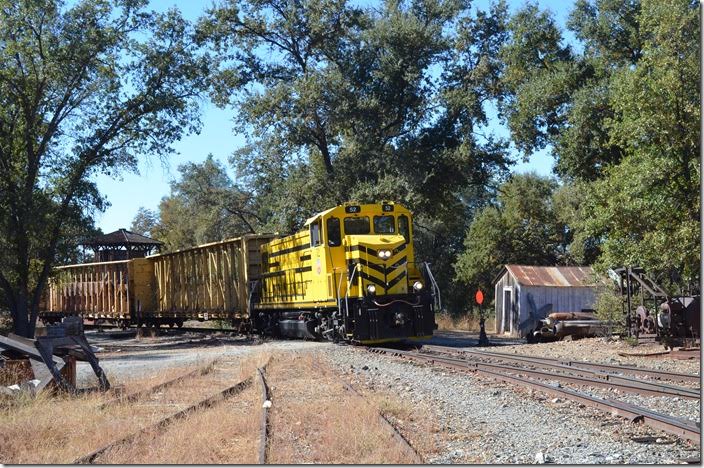 Sierra Northern Ry. was formed in 2003 through the merger of the Sierra Railroad Co. and the Yolo Shortline Railroad. They operate the 48 miles to Oakdale to Sonora. Sierra Northern Ry 52. View 2. Jamestown CA.