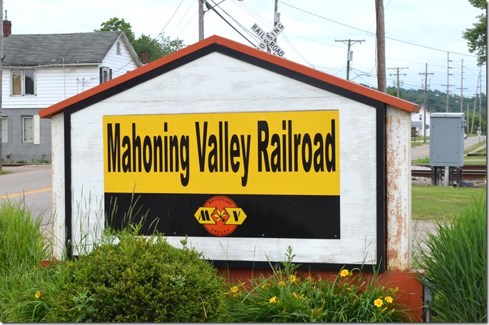 Mahoning Valley Railway (the Genesee & Wyoming calls it “railway”) has taken over operations around Minerva from Ohi-Rail. MVRY operates 53 miles from Minerva Jct. to Hopedale, interchanging with Wheeling & Lake Erie at both locations. MVRY also operates around Youngstown. Minerva OH.