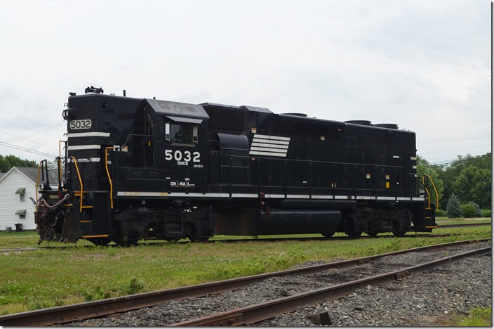 OHCR 5032 is a former NS nee Southern GP38-2. Minerva OH.