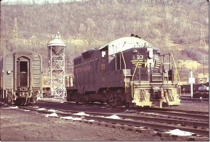 My next visit to Maryland Jct. was on March 13, 1973 (one day after my 22nd birthday). By coincidence GP9 33 was again in the engine terminal. Using Ektachrome film didn’t help. My travelling partner was railfan Lowell Suttman from Miamisburg OH. WM Ridgeley WV.