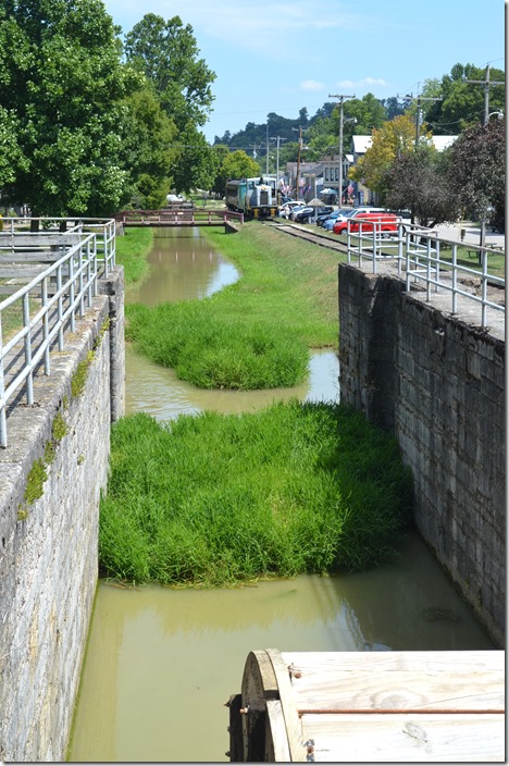 Looking south out of the lock chamber. Whitewater Canal lock. Metamora IN.