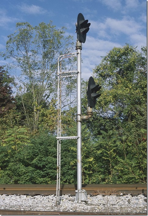 Side view of the G.R.S. signal. 